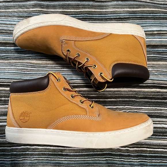 Timberland Boots Mid top - Picture 2 of 9